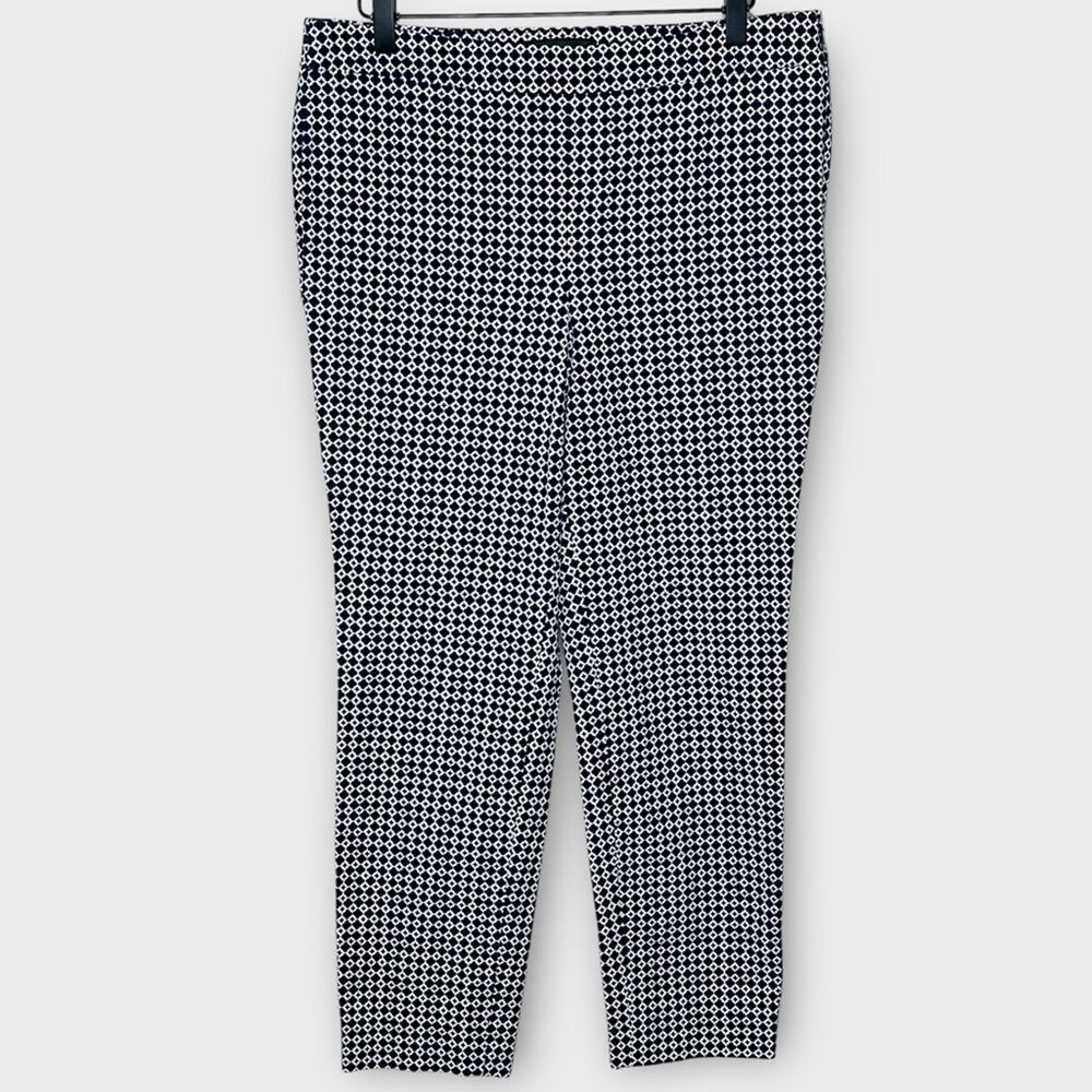 TALBOTS Chatham Ankle Pants Navy White Geo Print Size 10 Petite Preppy - Picture 2 of 8